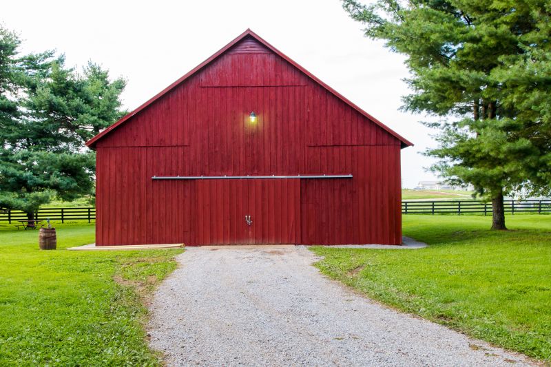 Barn Siding Repair in Overland Park, KS