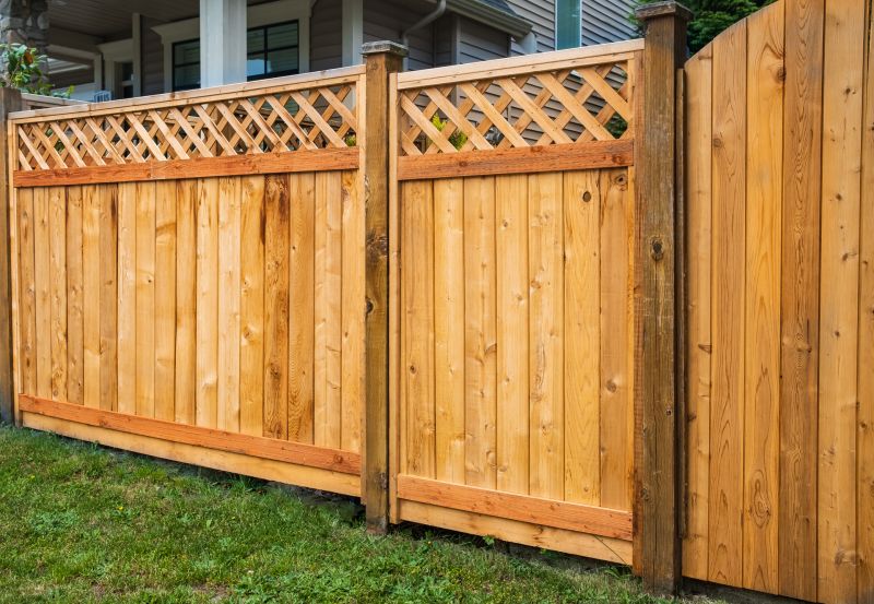 Trellis Fence Construction in Kansas City, KS